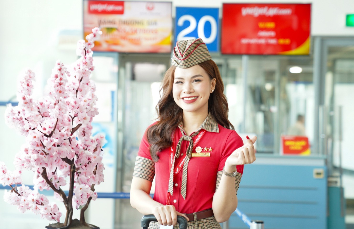 Vietjet M B N V T T 2024 Gi Tr N G I Ch T 1 5 Tri U Ng Trong 7   Vietjet Cabin Crew 1693993906 